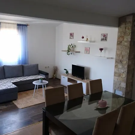 Vuleta Apartment *