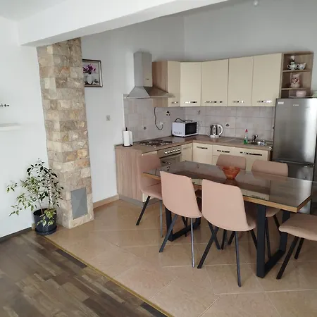 Vuleta Apartment *